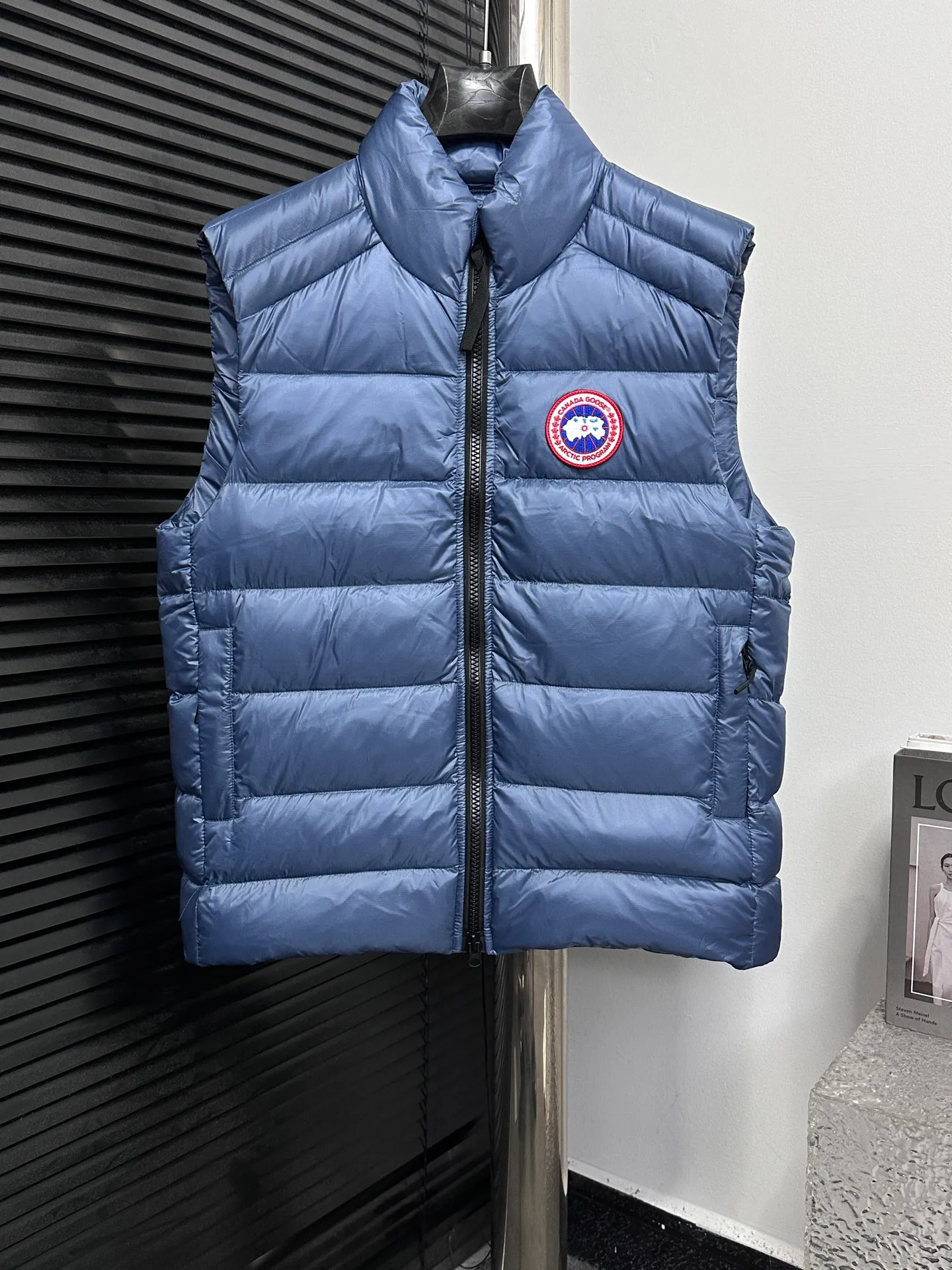 P560 [Canada Goose] CROFTON light down vest R water-repellent treatment Winall windproof fabric 700-fill down capacity Original molding Detailed production The upper body effect is stunning Exclusively available on the Xiaohongshu purchasing platform The highest version on the market Code number: XS-XXL